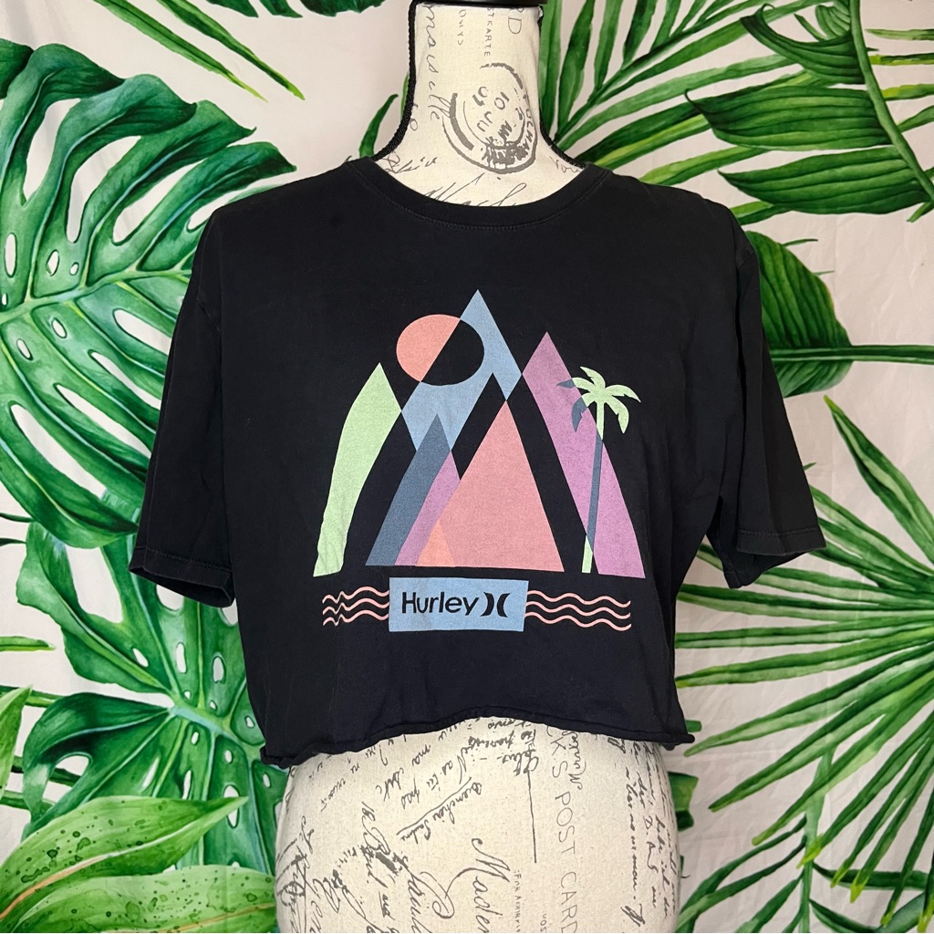 Hurley Womens Medium Black Geometric Retro Style Graphic Cropped Spring Tee